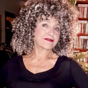 Meet your Posher, Jacqueline